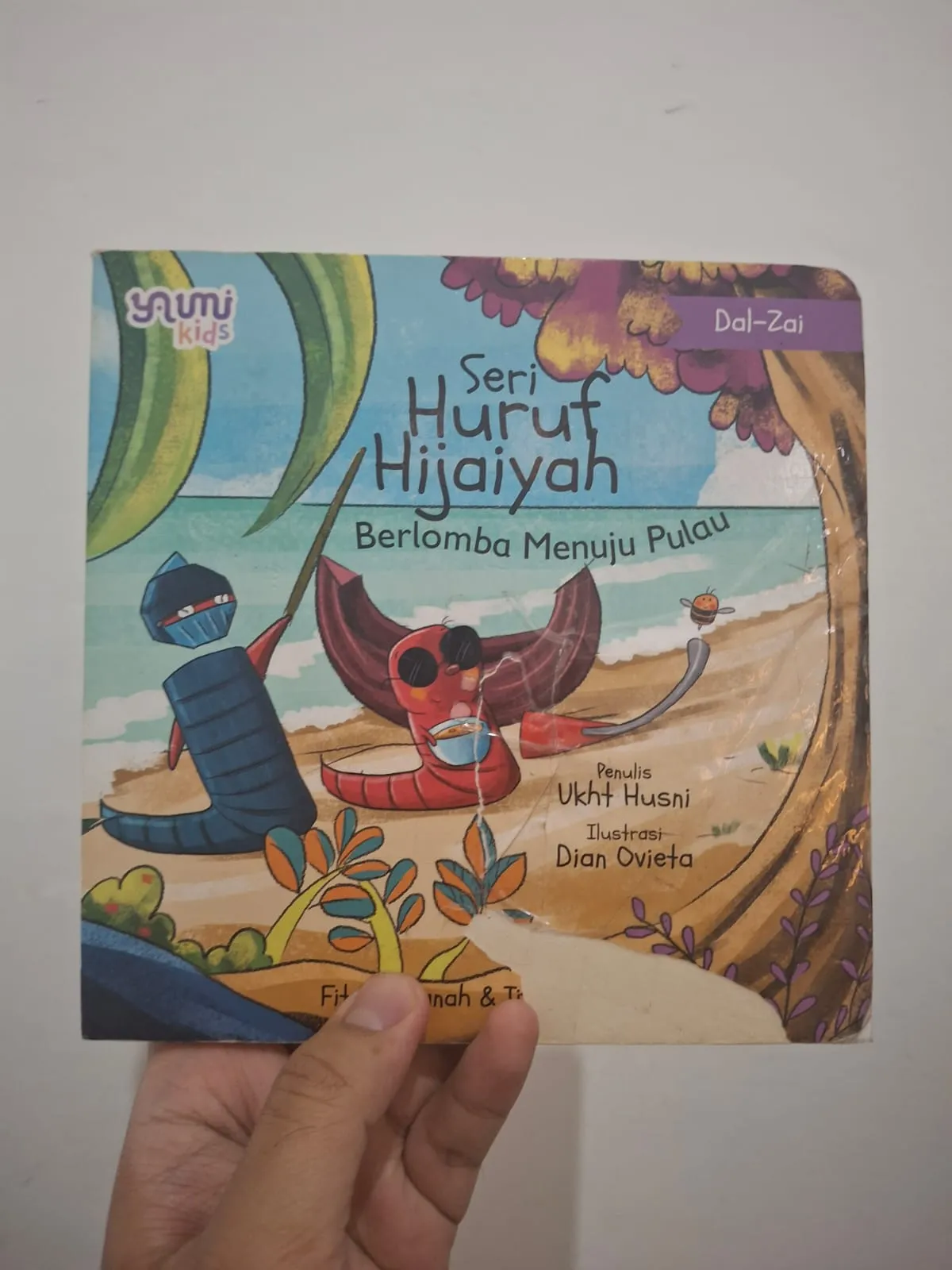 Sampul Dzal - Zai: Berlomba Menuju Pulau